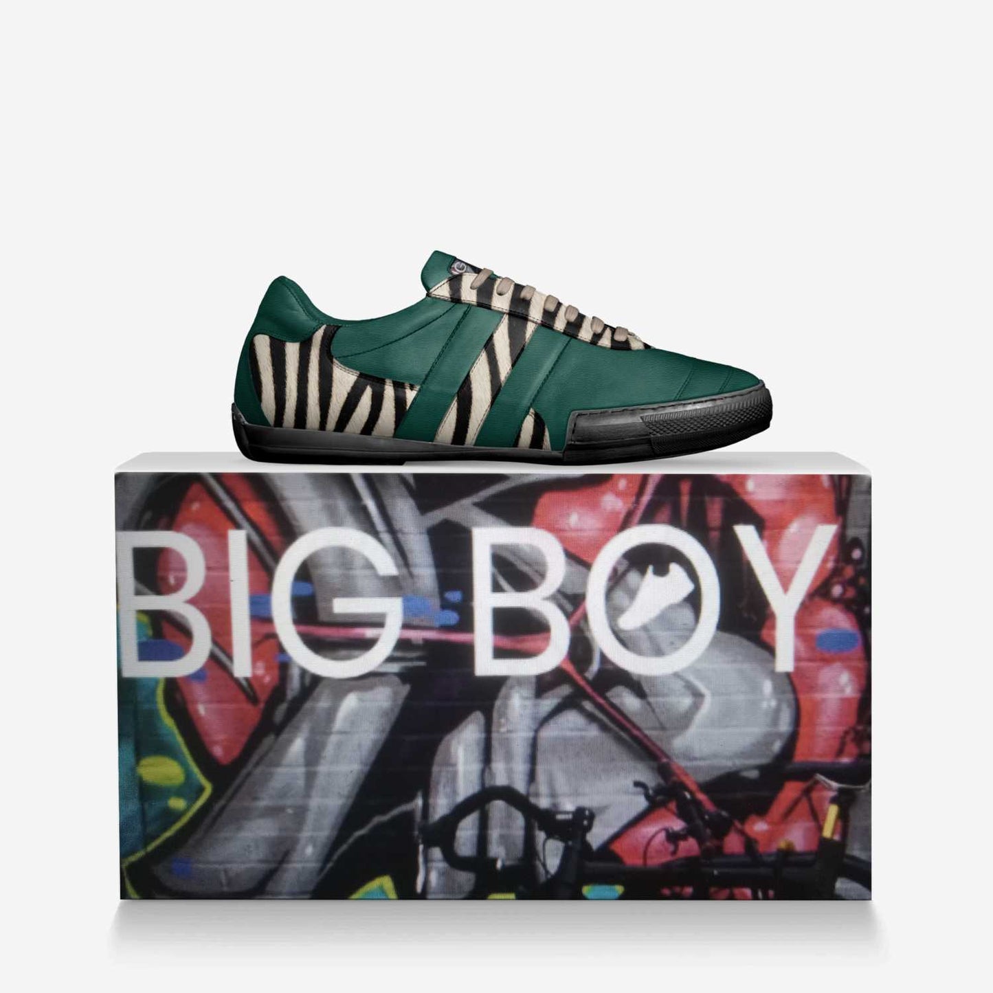 Big Boy Sneaker Soccer style stripe